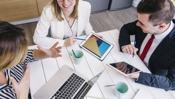 CONSTITUCIÓN DE EMPRESAS Y PROTECCIÓN LEGAL: LO QUE TODO EMPRENDEDOR DEBE SABER EN PERÚ